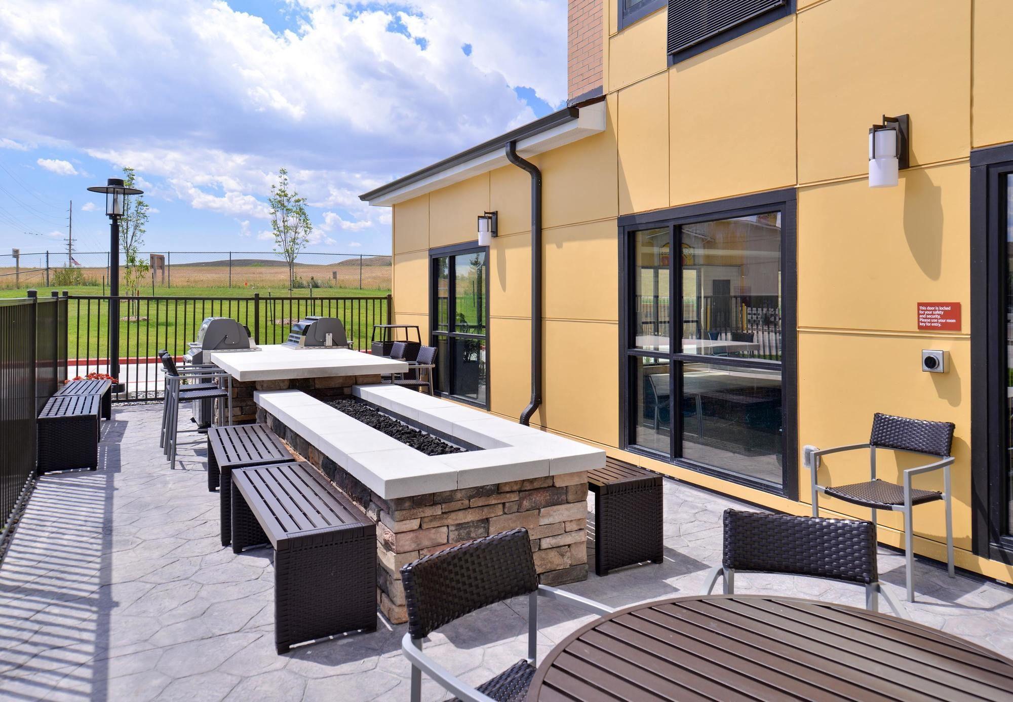 Towneplace Suites By Marriott Жилет Екстериор снимка