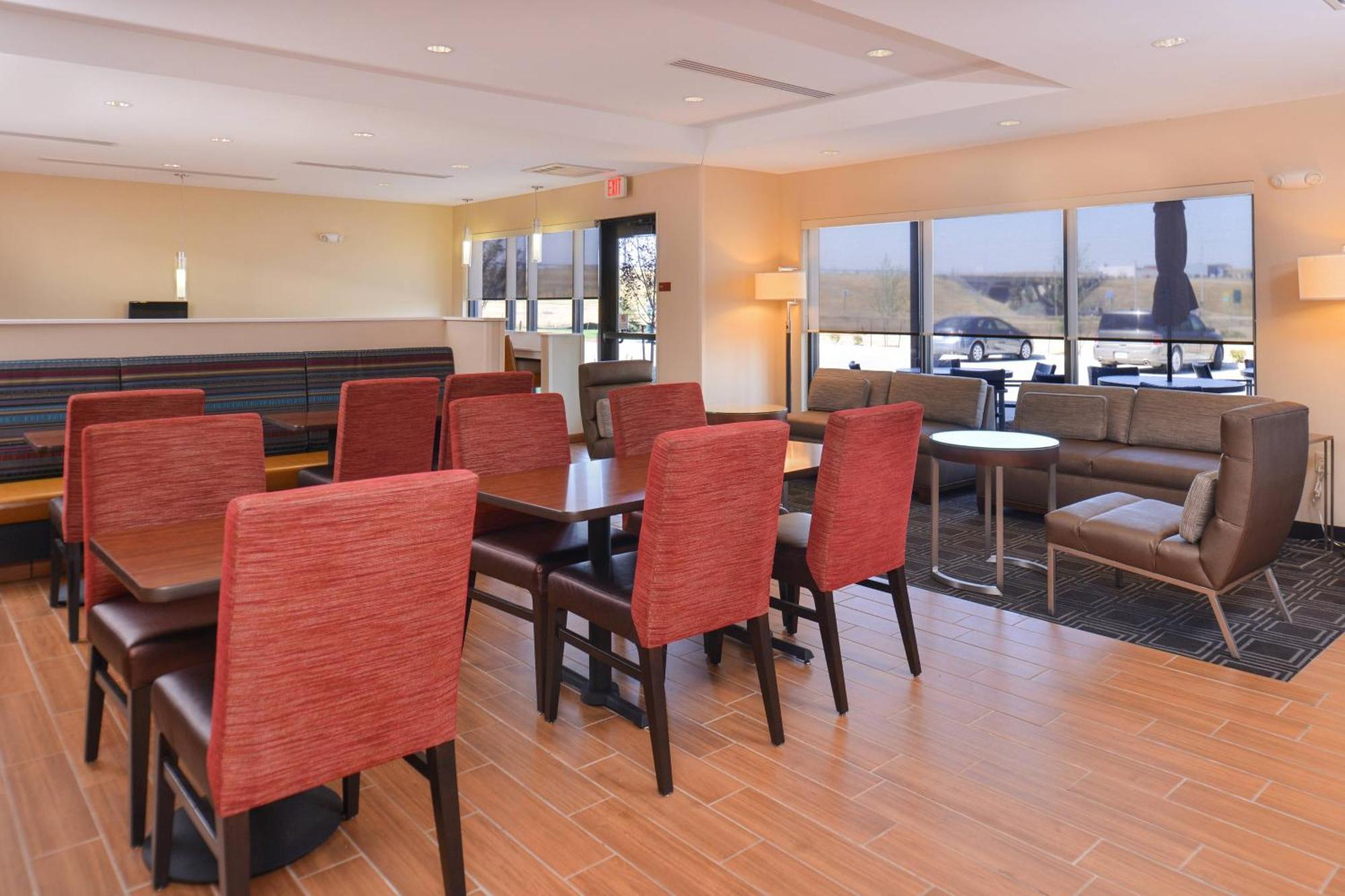 Towneplace Suites By Marriott Жилет Екстериор снимка