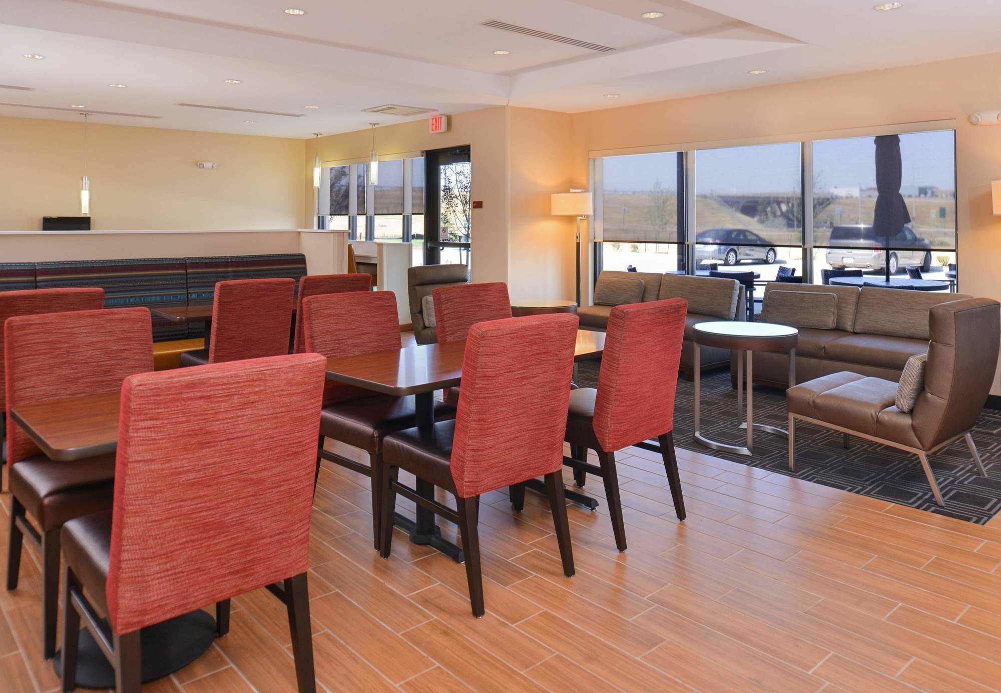 Towneplace Suites By Marriott Жилет Екстериор снимка